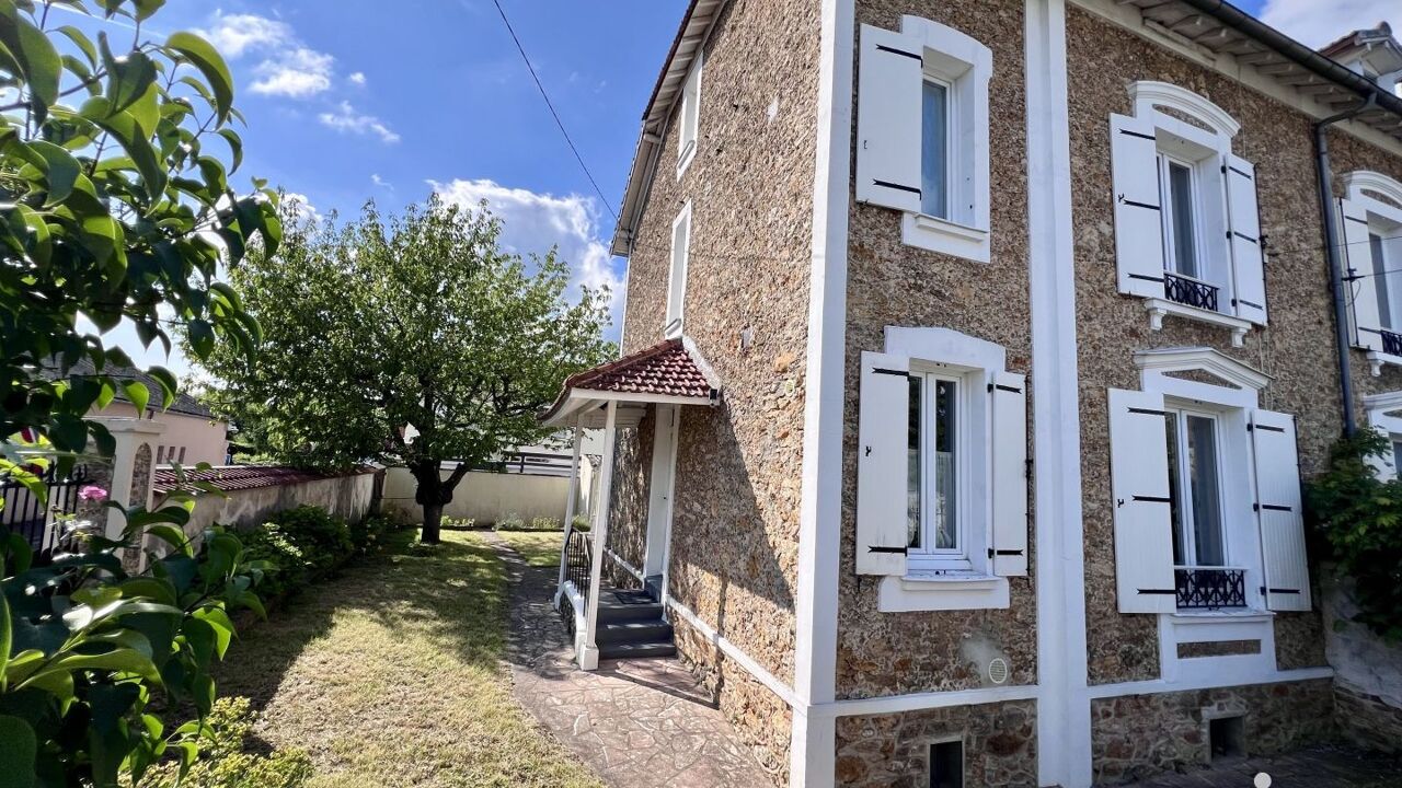 maison 6 pièces 110 m2 à vendre à Tournan-en-Brie (77220)