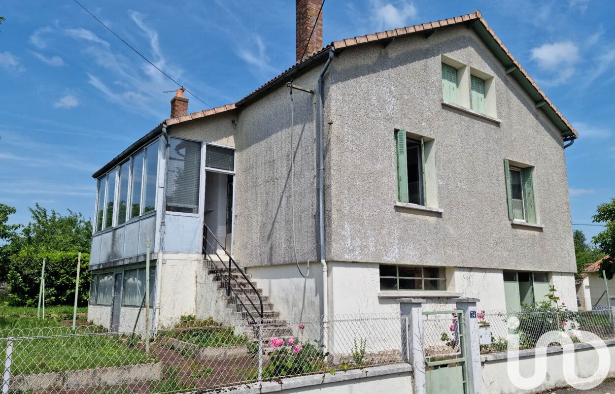 maison 4 pièces 95 m2 à vendre à Civray (86400)