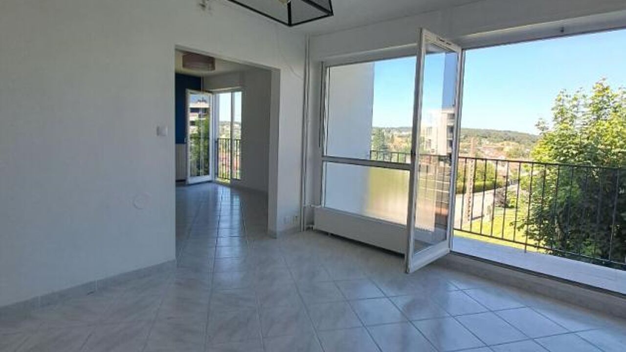 appartement 5 pièces 94 m2 à vendre à Grand-Charmont (25200)