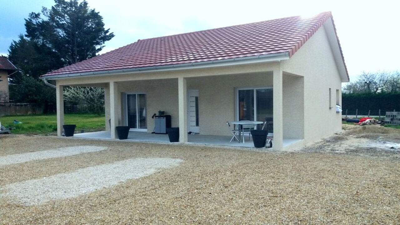 maison 4 pièces 95 m2 à vendre à Montrevel-en-Bresse (01340)