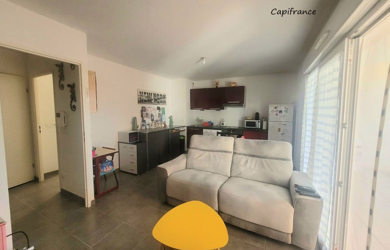 appartement 2 pièces 42 m2 à vendre à Salon-de-Provence (13300)