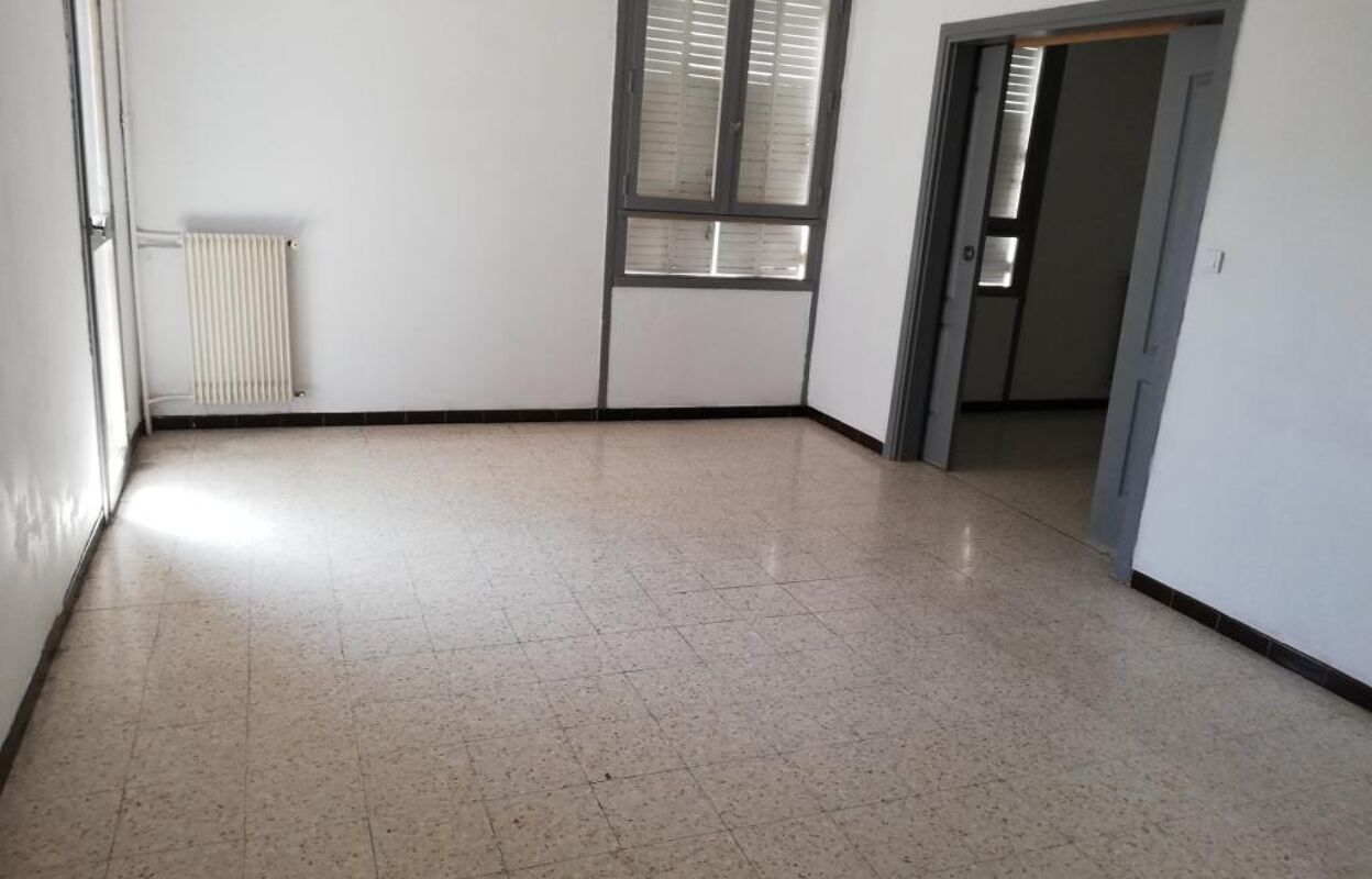 appartement 2 pièces 53 m2 à louer à Nîmes (30000)