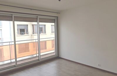 location appartement 600 € CC /mois à proximité de Riom (63200)