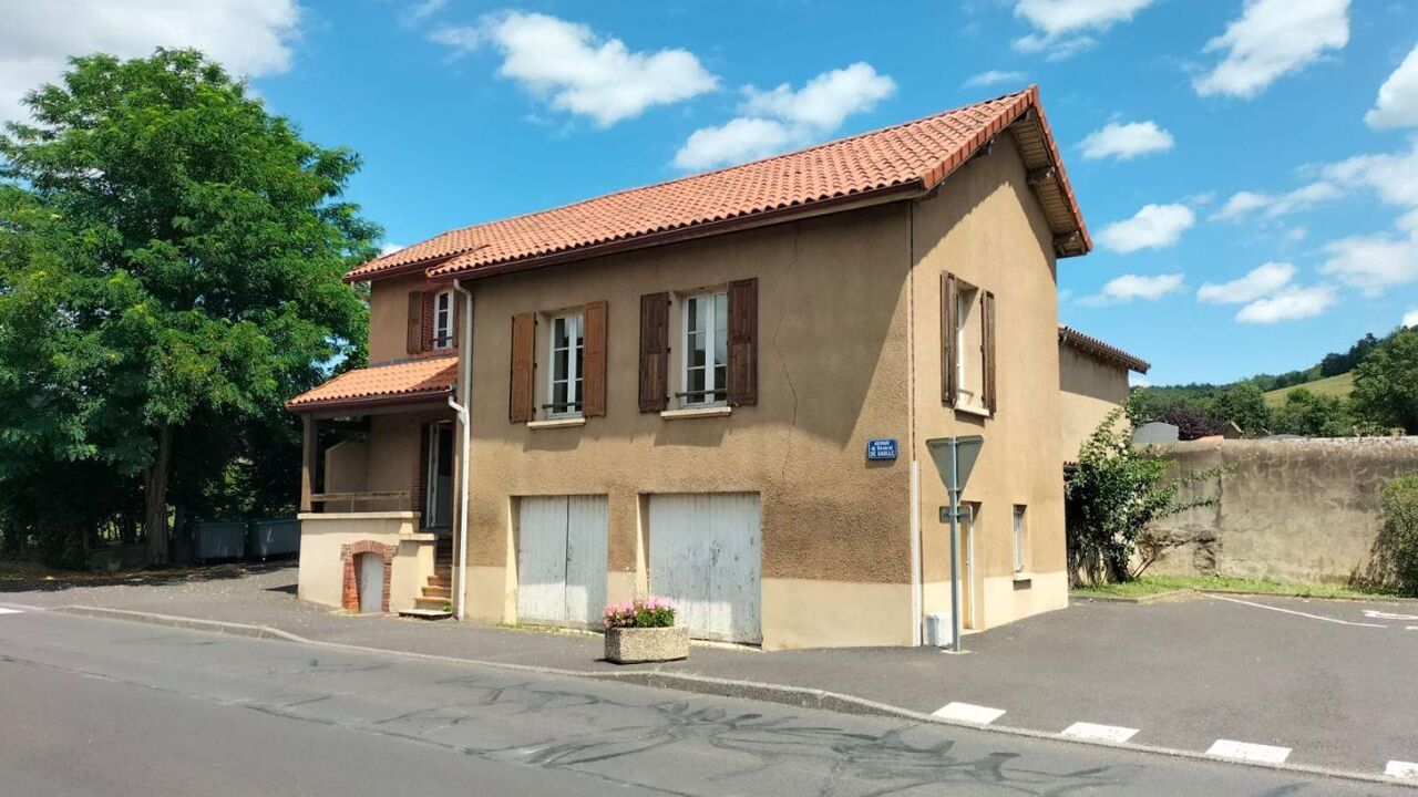 maison 4 pièces 64 m2 à vendre à Massiac (15500)