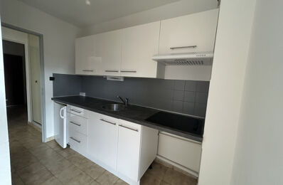 location appartement 593 € CC /mois à proximité de Langlade (30980)