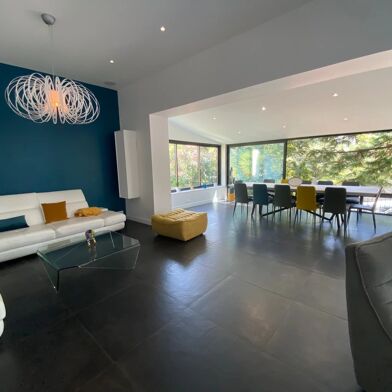 Maison 8 pièces 1570000 €