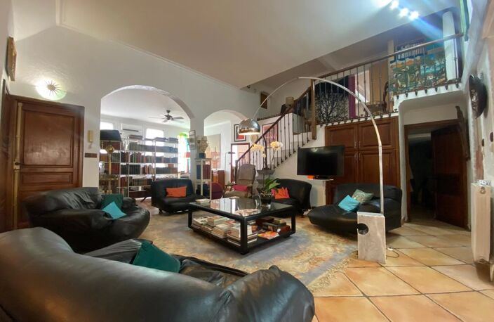 Perpignan – Quartier des Écrivains - un écrin rare de 164 m² avec jardin et garage — photo 3