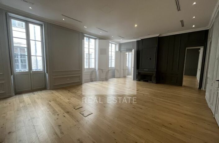 BUREAUX à LOUER — photo 3