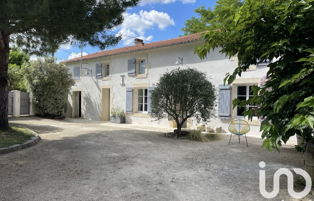 maison 9 pièces 270 m2 à vendre à Mauzé-sur-le-Mignon (79210)