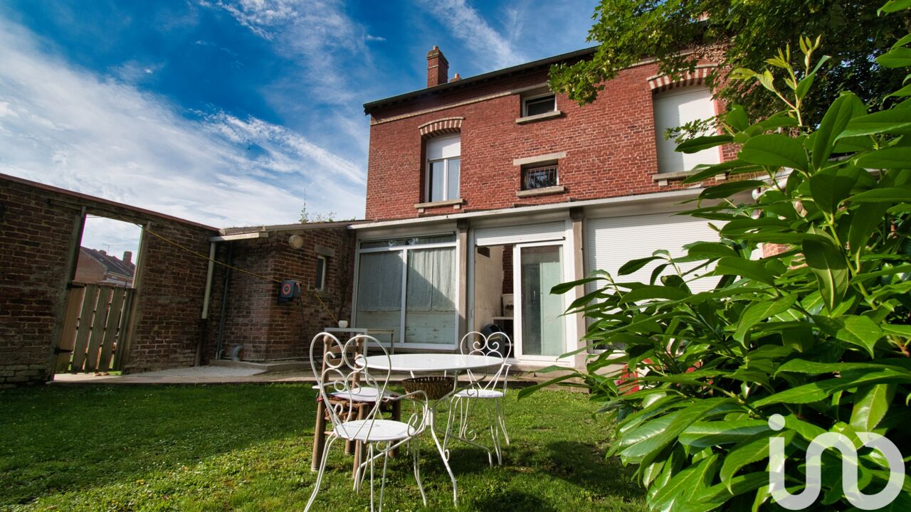 immeuble  pièces 167 m2 à vendre à Montdidier (80500)