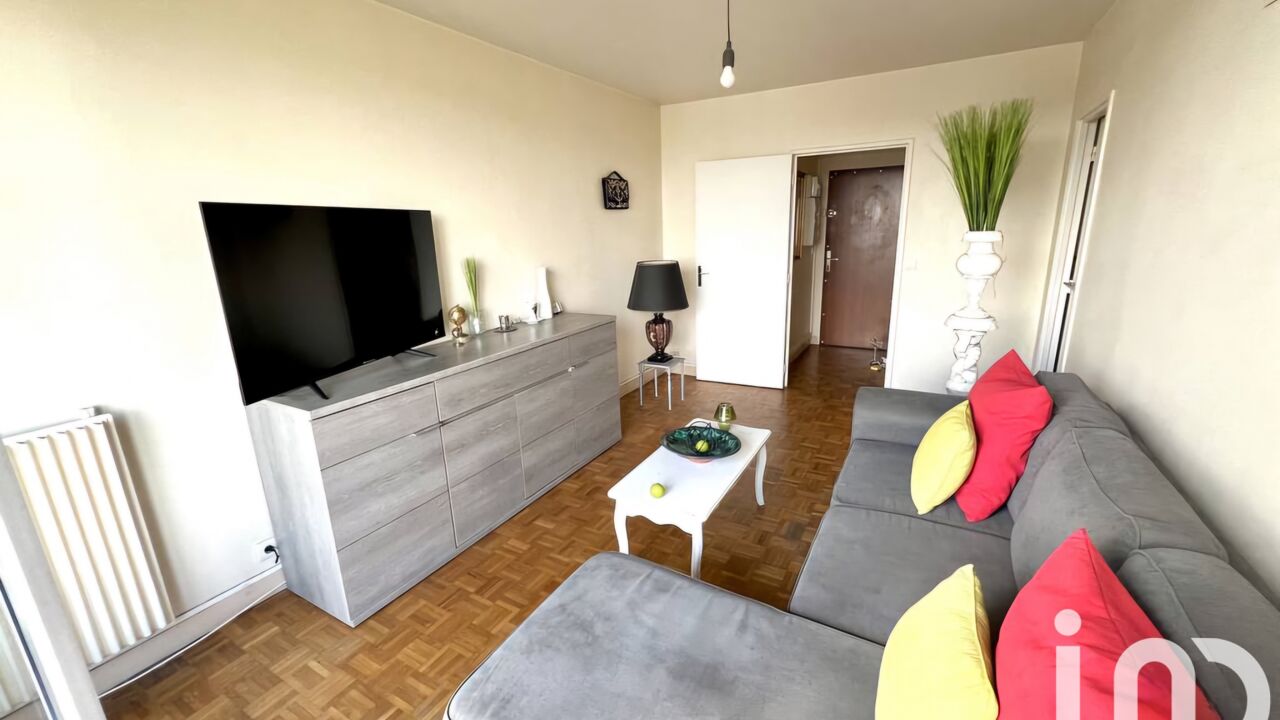 appartement 2 pièces 32 m2 à vendre à Pantin (93500)