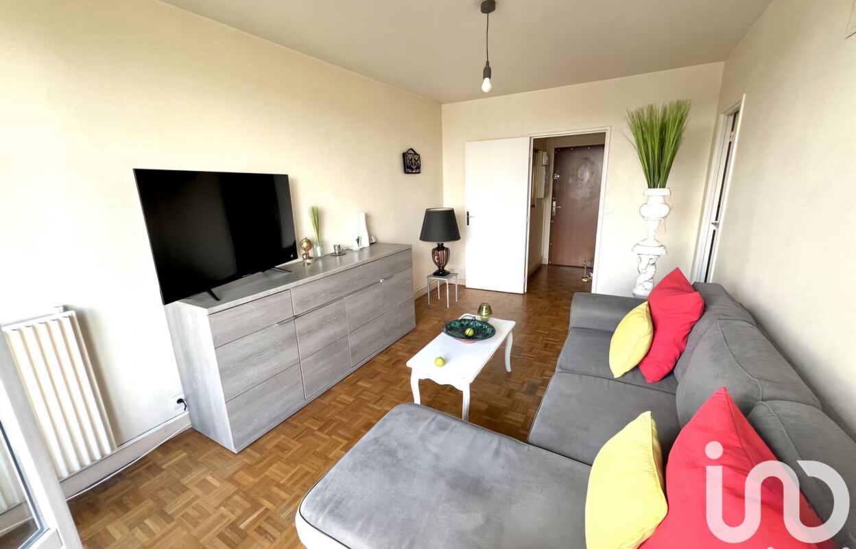 appartement 2 pièces 32 m2 à vendre à Pantin (93500)