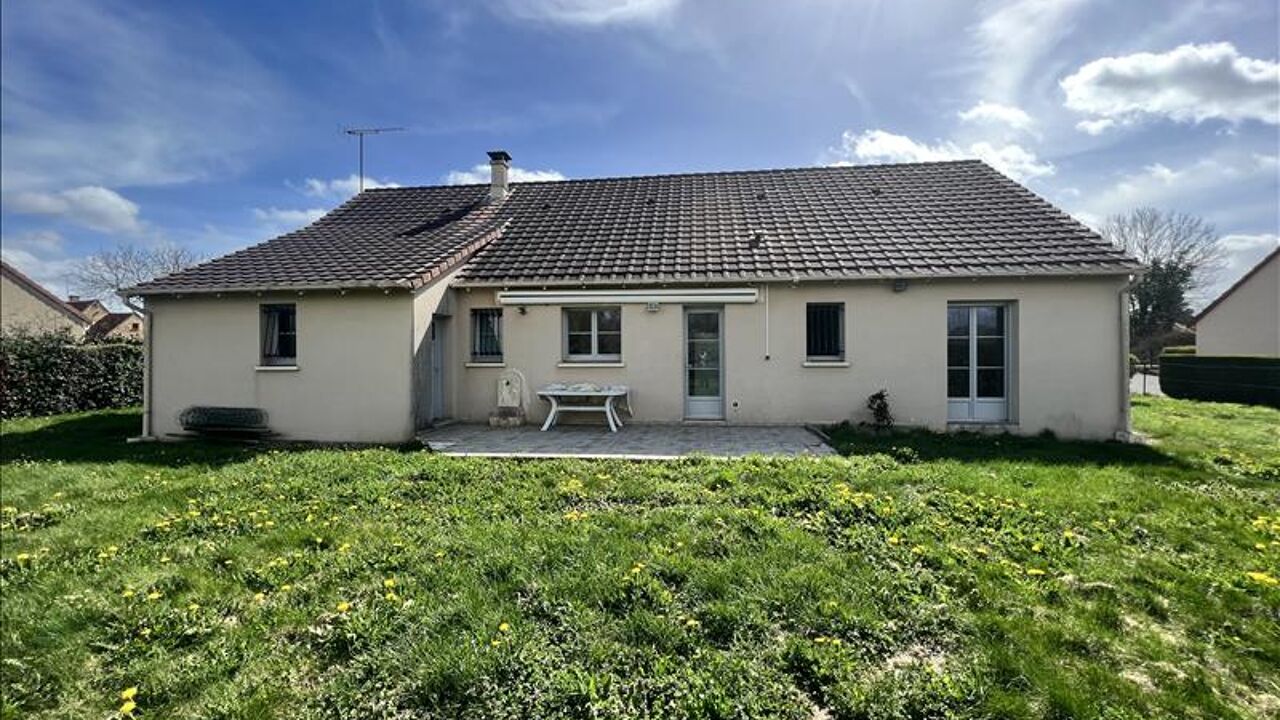 maison 4 pièces 115 m2 à vendre à Lacs (36400)