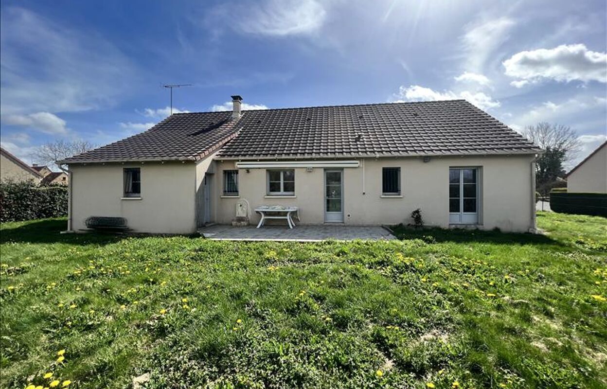 maison 4 pièces 115 m2 à vendre à Lacs (36400)