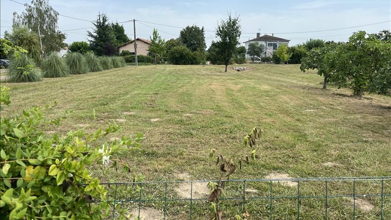 terrain  pièces 1500 m2 à vendre à Castelsarrasin (82100)