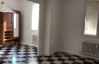 location appartement 390 € CC /mois à proximité de Vogüé (07200)