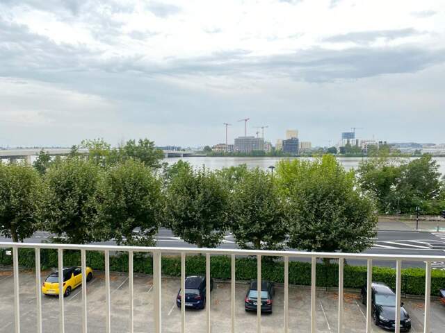 Appartement T4  Floirac vue sur Garonne — photo du bien