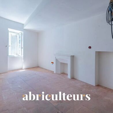 Maison 8 pièces 200 m²