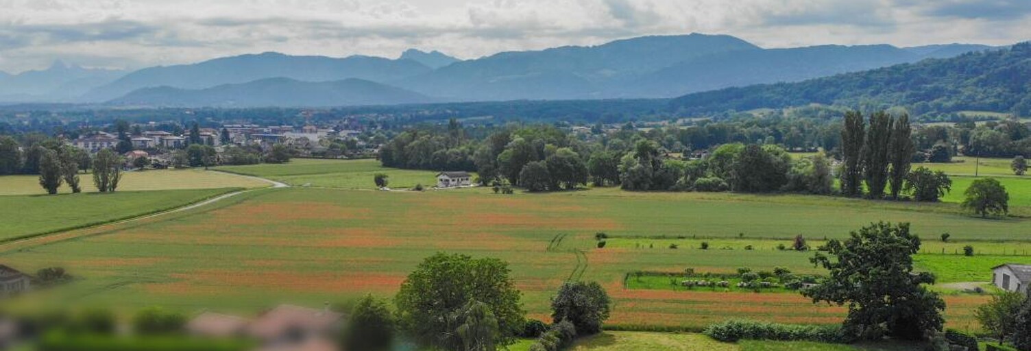 Terrain  677 m² à vendre à Sciez (74140)