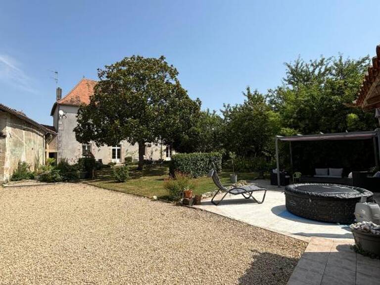 Maison À Vendre — photo 1