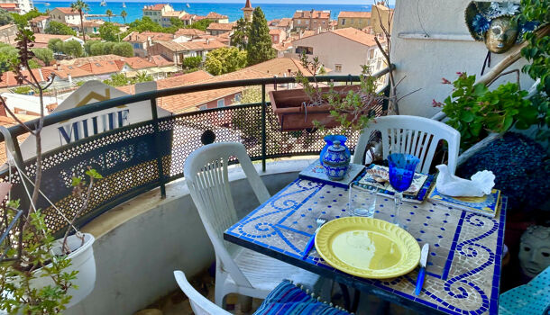 Appartement 2 pièces  à vendre Cagnes-sur-Mer 06800