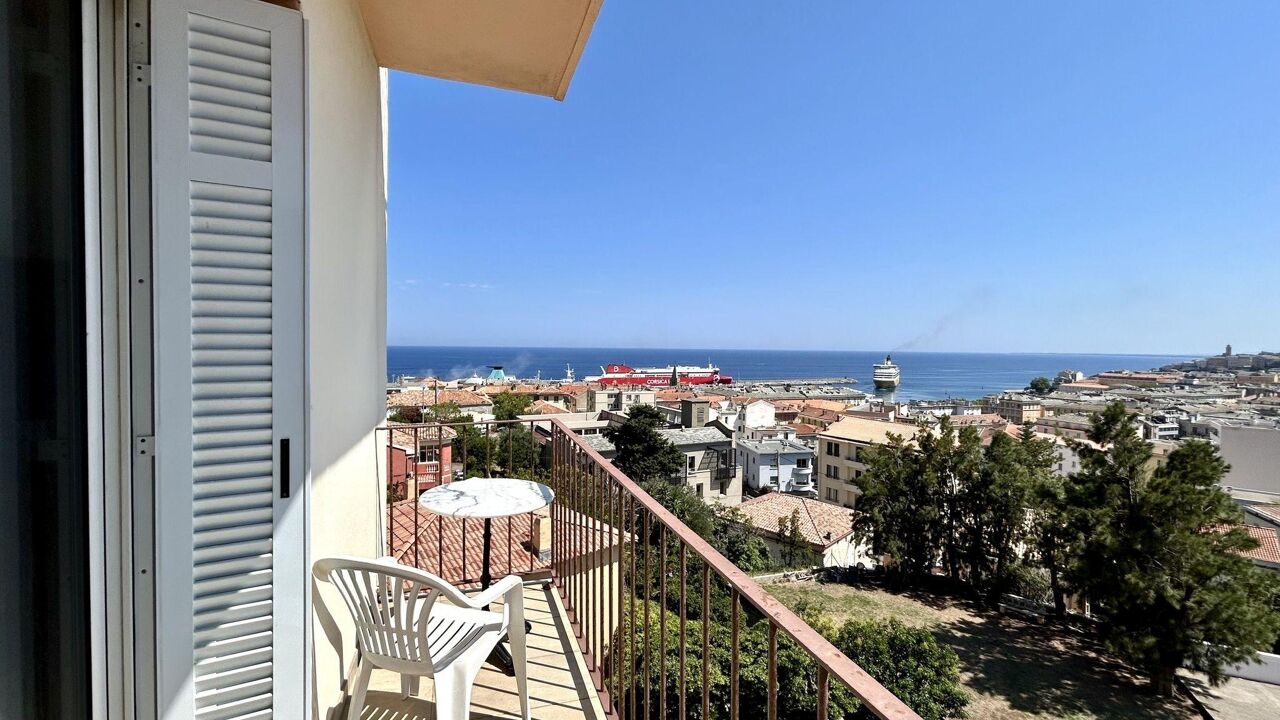 appartement 3 pièces 87 m2 à vendre à Bastia (20200)