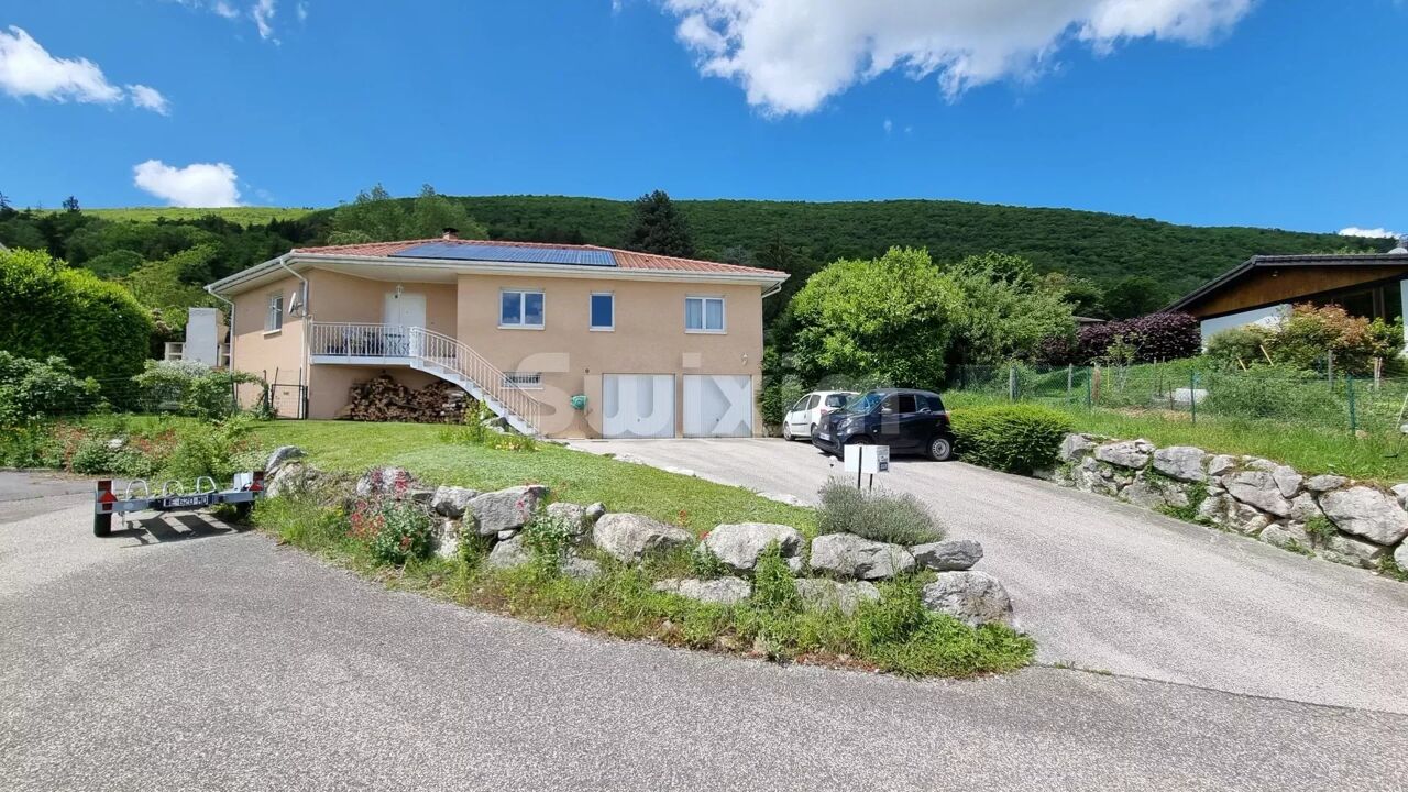 maison 9 pièces 175 m2 à vendre à Monnetier-Mornex (74560)