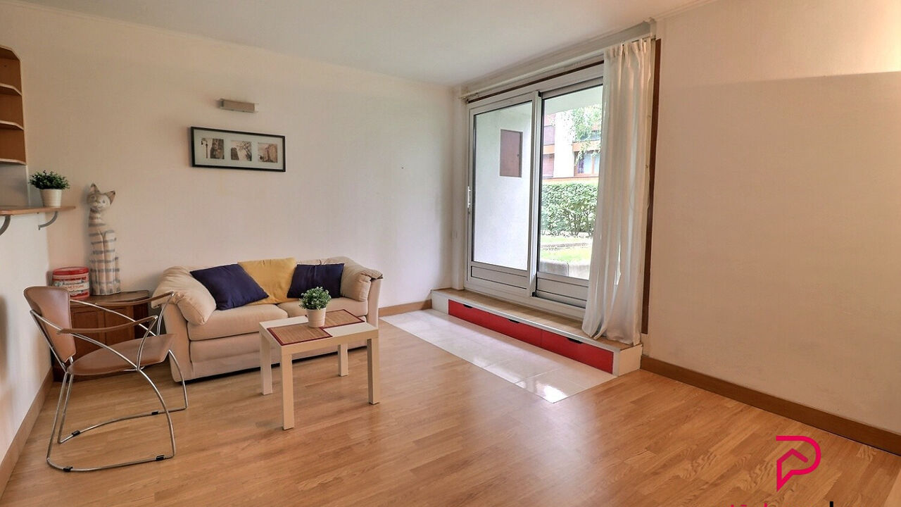 appartement 2 pièces 42 m2 à louer à Chaville (92370)