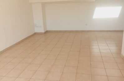 location appartement 1 861 € CC /mois à proximité de Marseille 2 (13002)