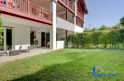 Quartier plage, T2 avec terrasse, jardin et parking sous-sol — photo du bien