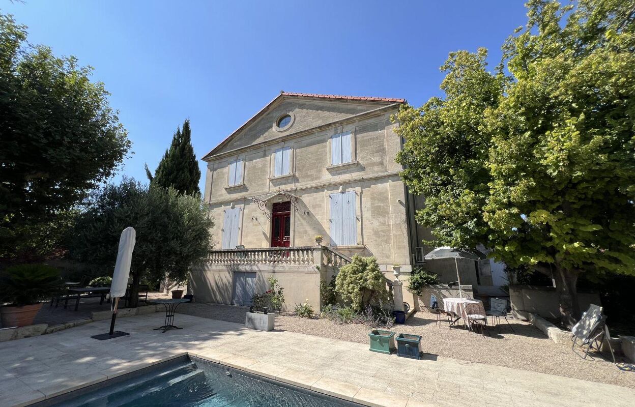 maison 9 pièces 234 m2 à vendre à Avignon (84000)