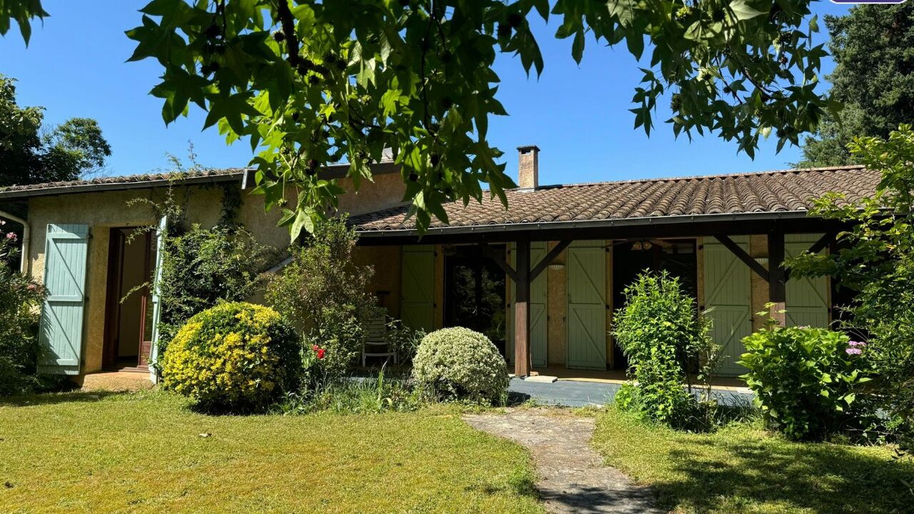 maison 7 pièces 211 m2 à vendre à Foix (09000)