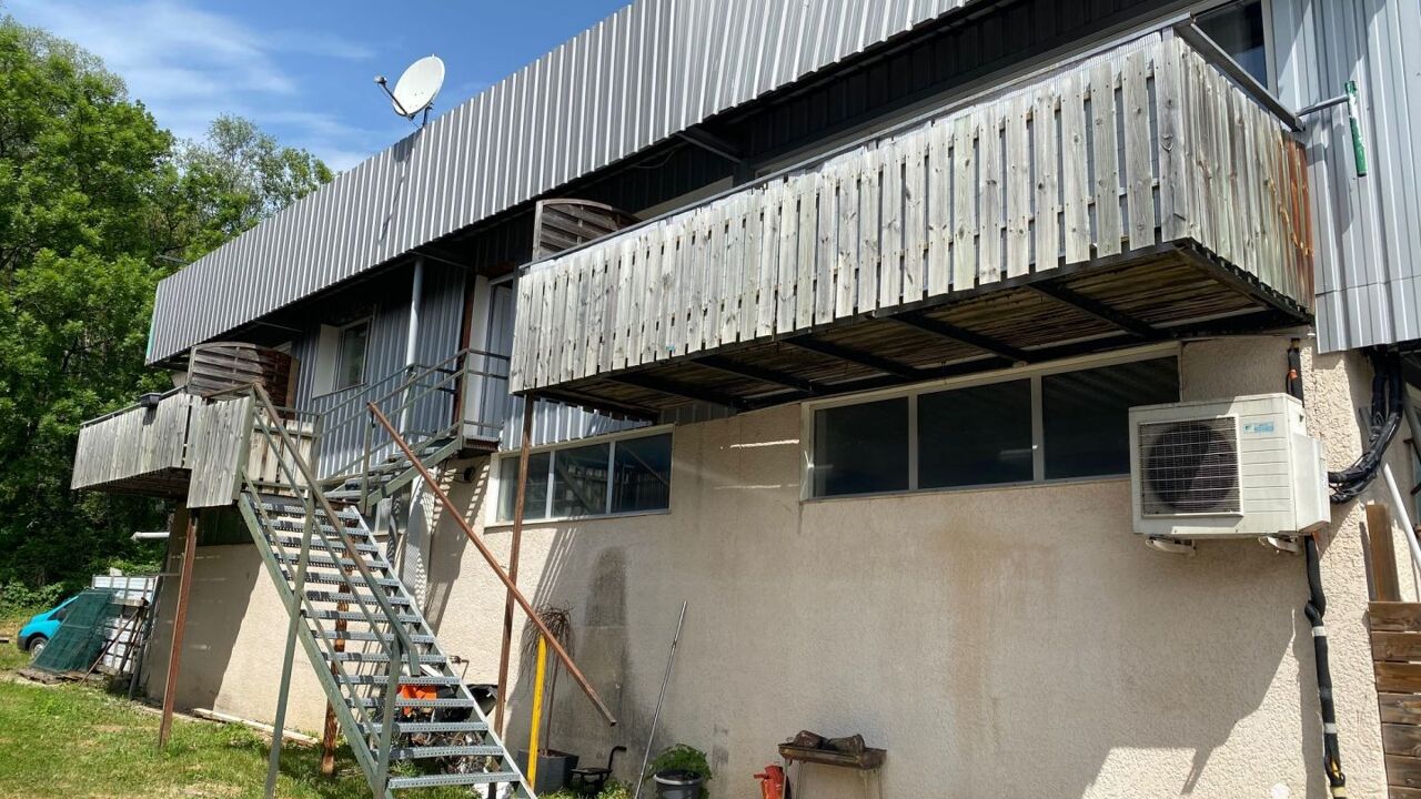 commerce  pièces 47 m2 à vendre à Lathuile (74210)