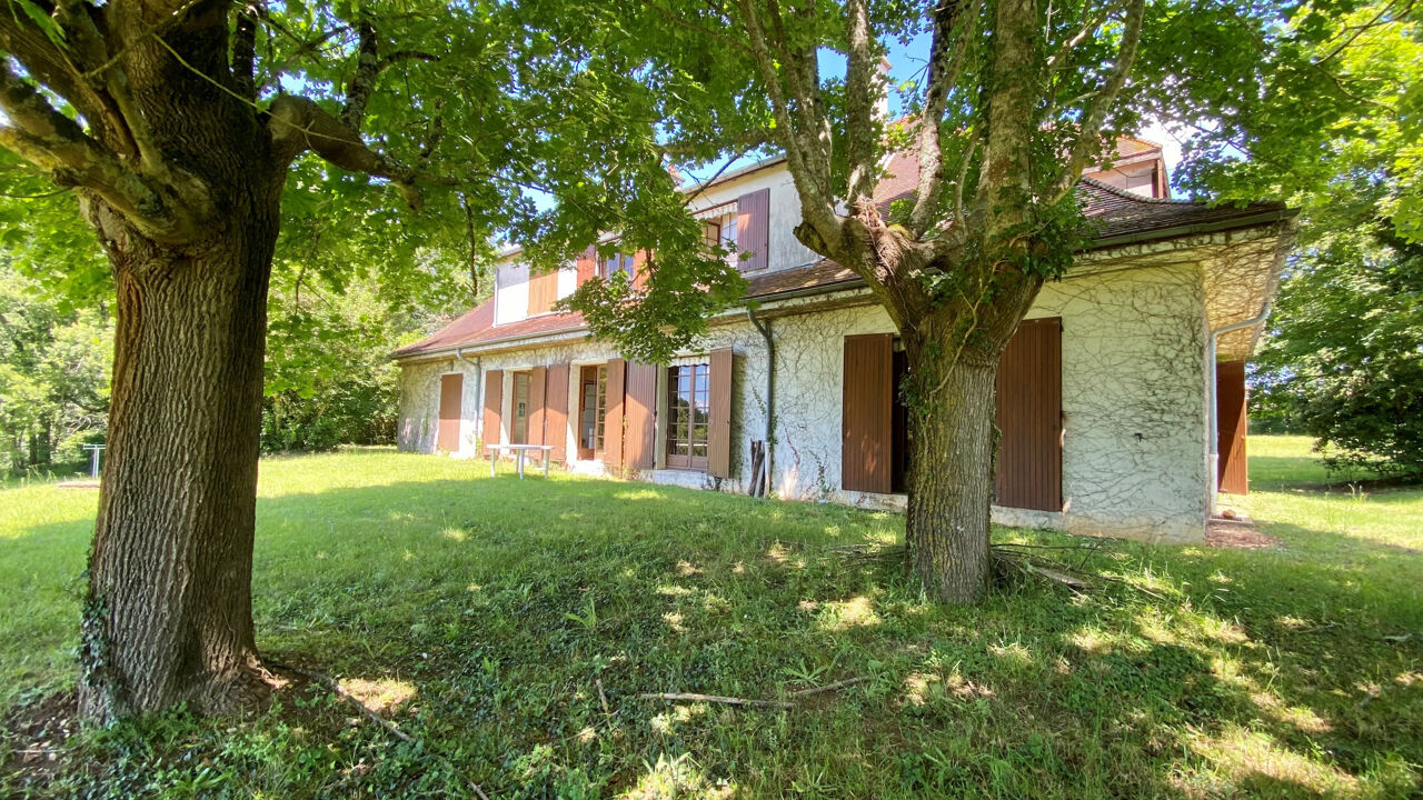 maison 12 pièces 336 m2 à vendre à Nieuil-l'Espoir (86340)