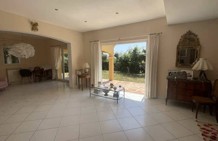 LA GARDE: Belle villa majoritairement de plain pied de 165 m2 — photo 4