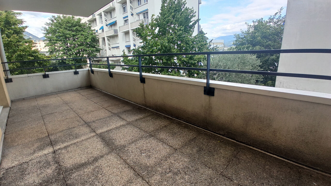 appartement 2 pièces 44 m2 à louer à Grenoble (38100)