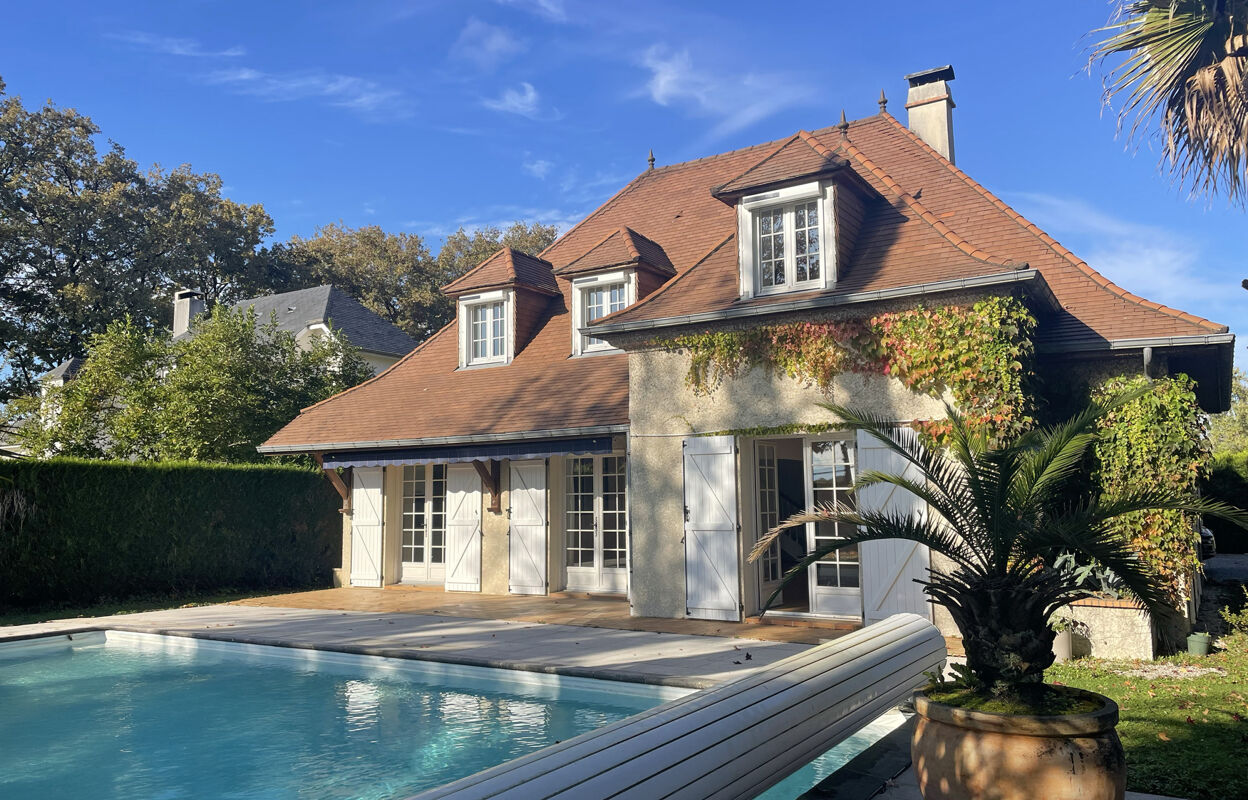 maison 6 pièces 165 m2 à vendre à Pau (64000)