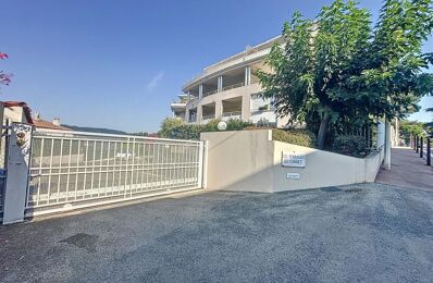 vente garage 11 500 € à proximité de Fréjus (83600)