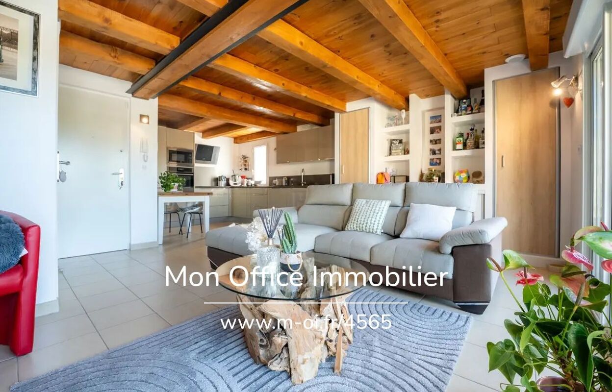 appartement 3 pièces 60 m2 à vendre à Saint-Cyr-sur-Mer (83270)