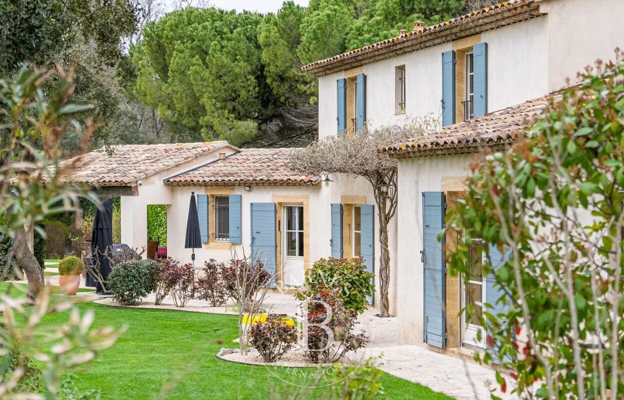 maison 8 pièces 239 m2 à vendre à Aix-en-Provence (13090)