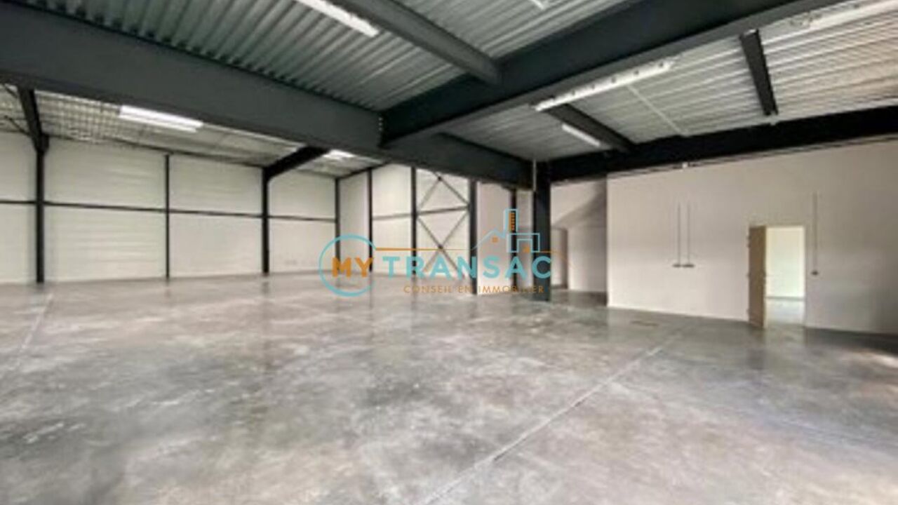 local industriel  pièces 180 m2 à vendre à Courtry (77181)