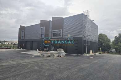 Local industriel  585550 €
