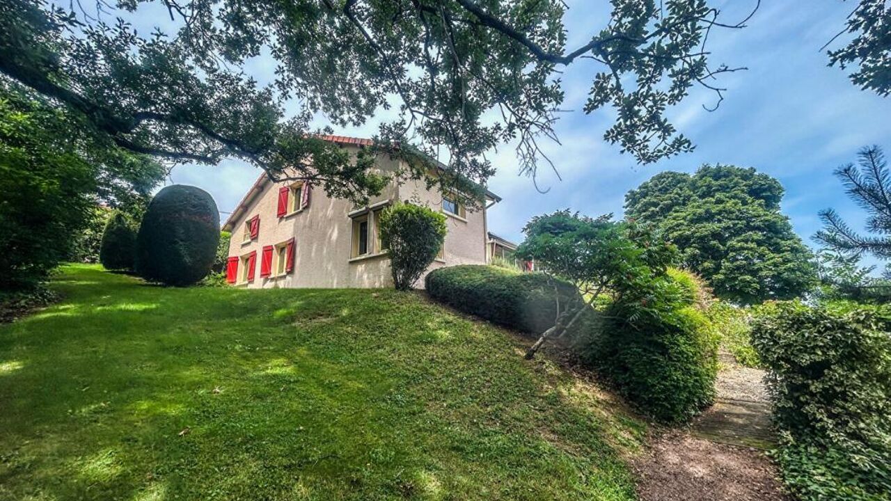 maison 6 pièces 130 m2 à vendre à Ambierle (42820)