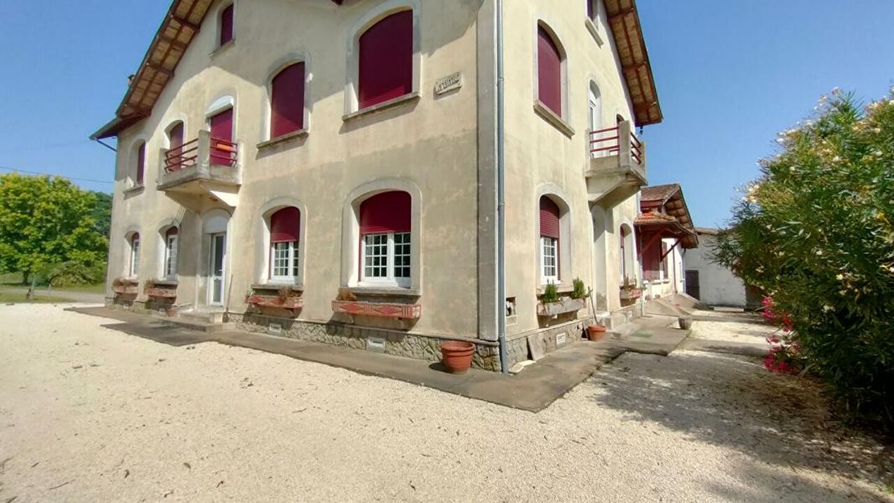 maison 14 pièces 488 m2 à vendre à Vayres (33870)