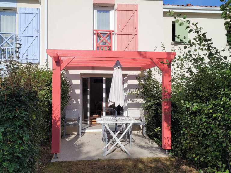 ENTRE BOURGENAY ET LE CHATEAU D'OLONNE — photo 1