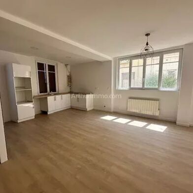 Appartement 3 pièces 265000 €