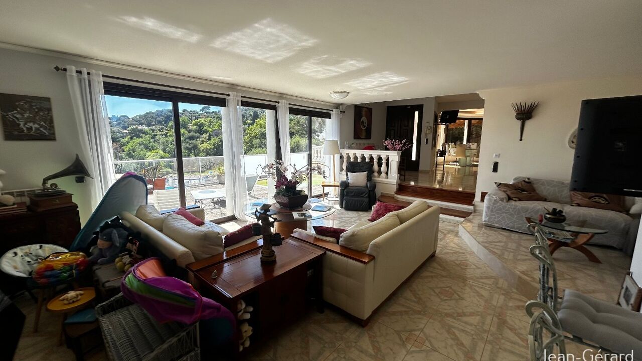 maison 5 pièces 185 m2 à vendre à Roquebrune-Cap-Martin (06190)