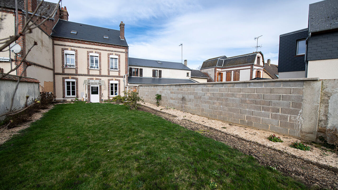 maison 5 pièces 115 m2 à vendre à Mesnils-sur-Iton (27160)