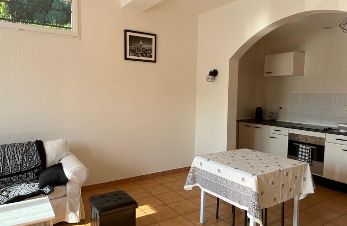 Appartement T2 meublé de 70 m² — photo 3