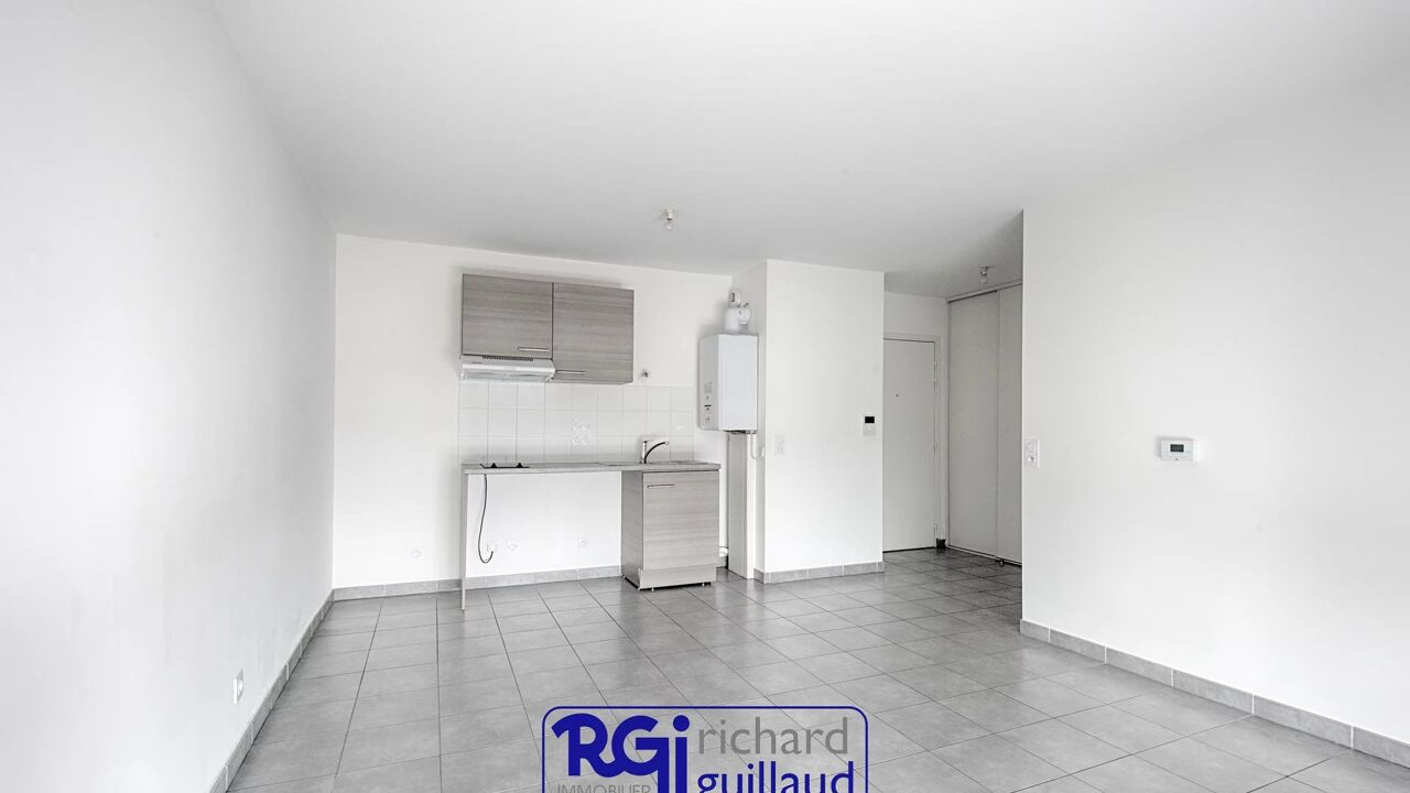 appartement 3 pièces 59 m2 à vendre à Bourgoin-Jallieu (38300)